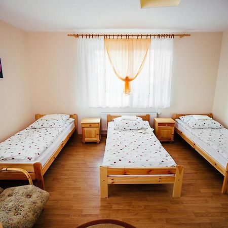 Tanie Noclegi 2 Kielce Eksteriør bilde