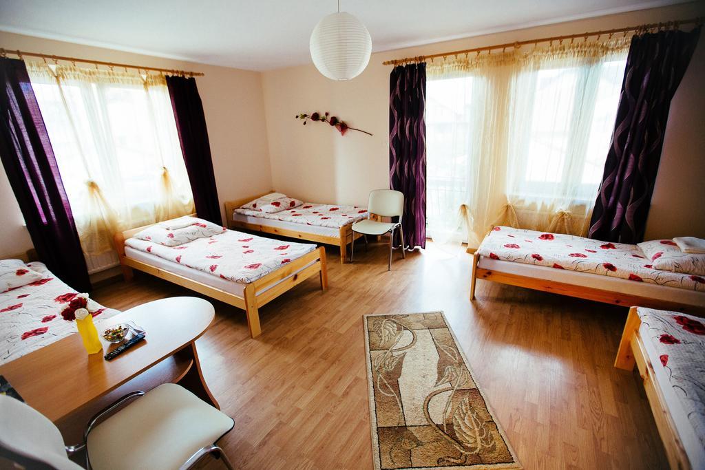 Tanie Noclegi 2 Kielce Rom bilde